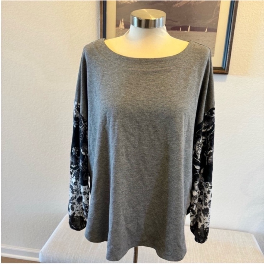 Eyeshadow Gray Top with Black Floral Sleeves